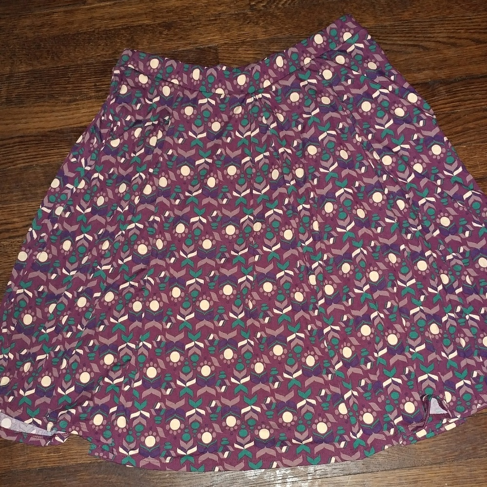 Cute Full kneelength Skirt Pockets Lularoe Madison